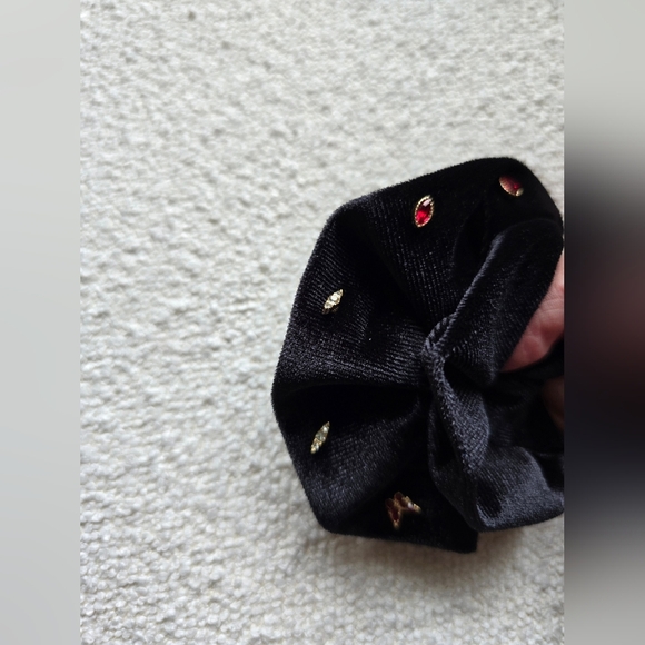 Free People, Rosette Stud Pack, Black/Multi, NWOT - Picture 14 of 15